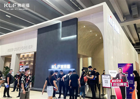 中國建博會（廣州）高端訪談|客來福尹其宏：行業(yè)領(lǐng)先水漆工藝，打造“三高”整家